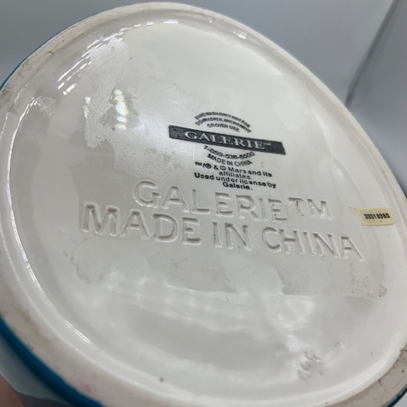 Vintage M&M Easter Red M&M Ceramic Easter Egg Shaped Dish with Lid - Picture 12 of 15